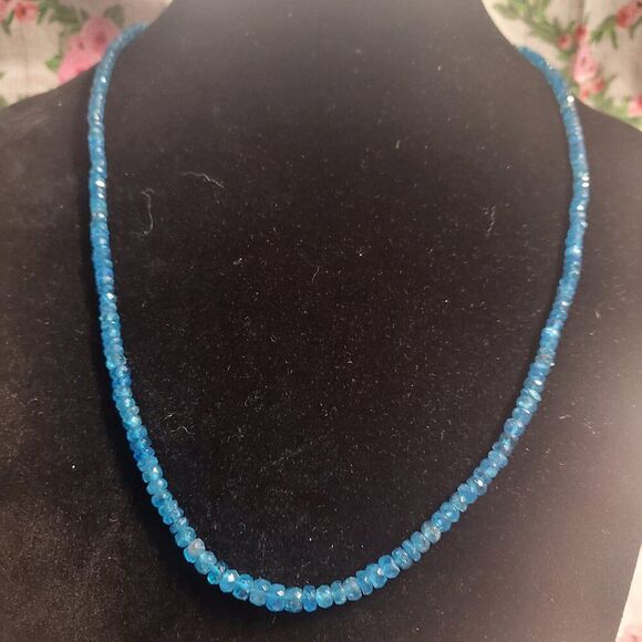 Malgache Neon Apatite Seed Beaded Sterling Silver Necklace - Picture 1 of 6
